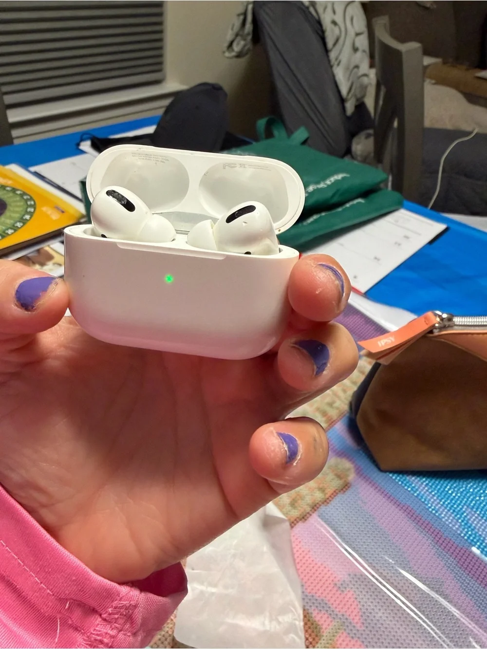Apple airpods pro
